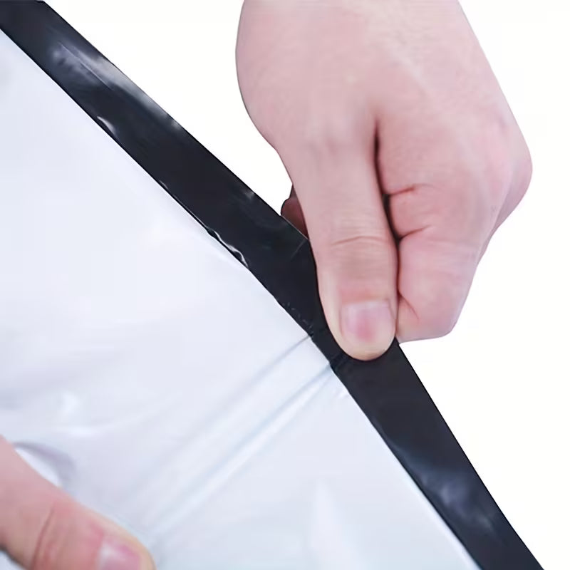 30db önzáró szállítótasak 3 méretben csomagfeladáshoz (kicsi, közepes és nagy méret vegyesen)